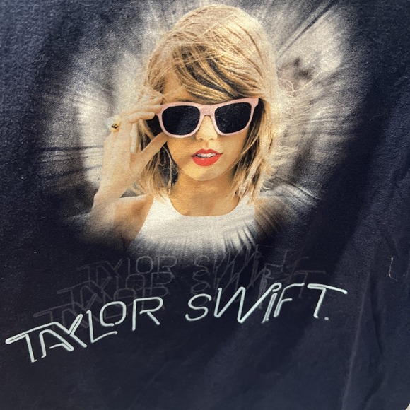 Taylor Swift 1989 World Tour Tshirt Concert Band Tee Size L collector‎ rare 50 - Picture 2 of 5